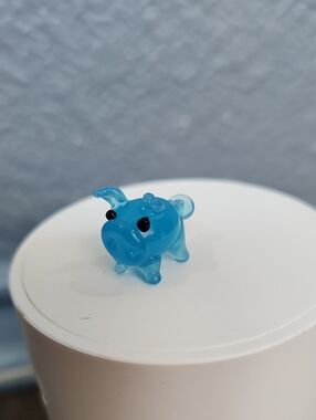 Ganz Mini Blue Pig Blown Glass